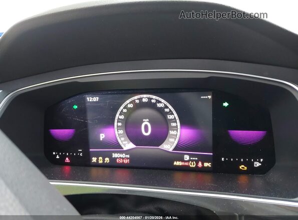 3VVCB7AX7PM072916 2023 VOLKSWAGEN TIGUAN White Հետևի նստատեղերի տեսք