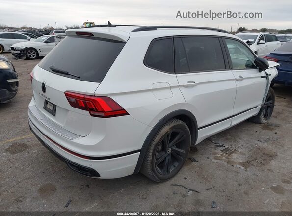 3VVCB7AX7PM072916 2023 VOLKSWAGEN TIGUAN White Հետևի աջ
