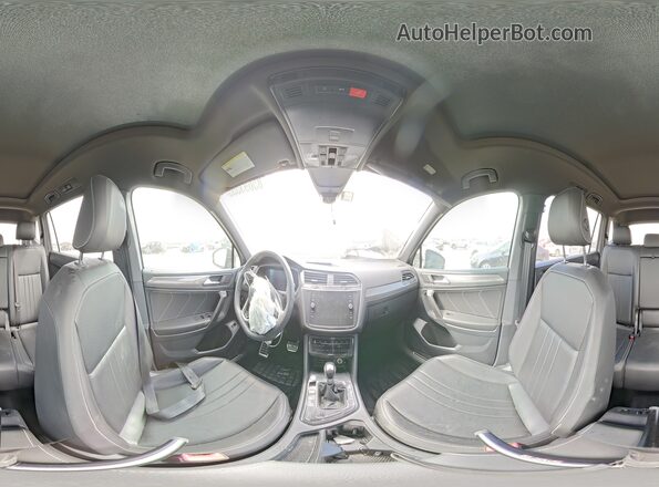 3VVCB7AX9NM059968 2022 VOLKSWAGEN TIGUAN Silver 360 interior view