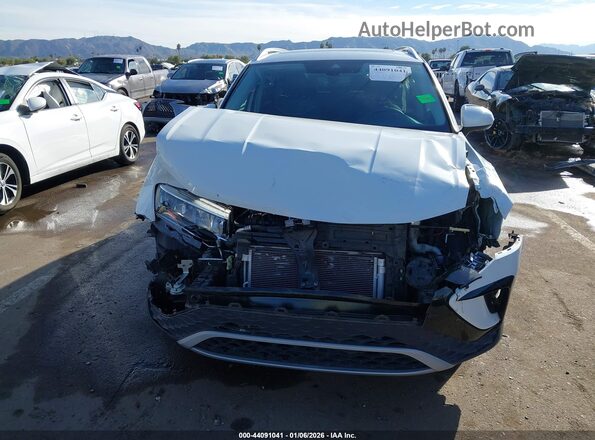 3VVEX7B25PM332159 2023 VOLKSWAGEN TAOS Белый Вид спереди