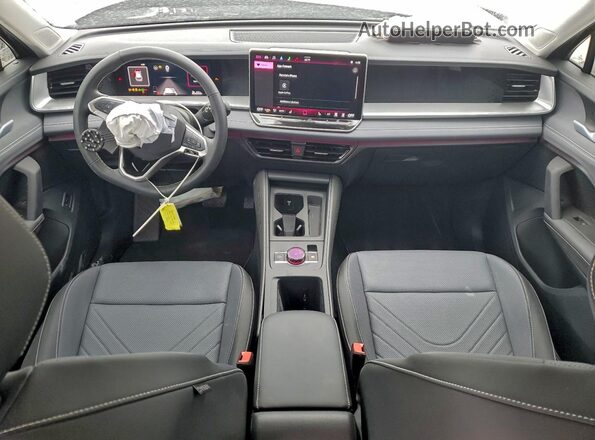 3VVFR7RMXSM024807 2025 VOLKSWAGEN TIGUAN Charcoal Widok deski rozdzielczej