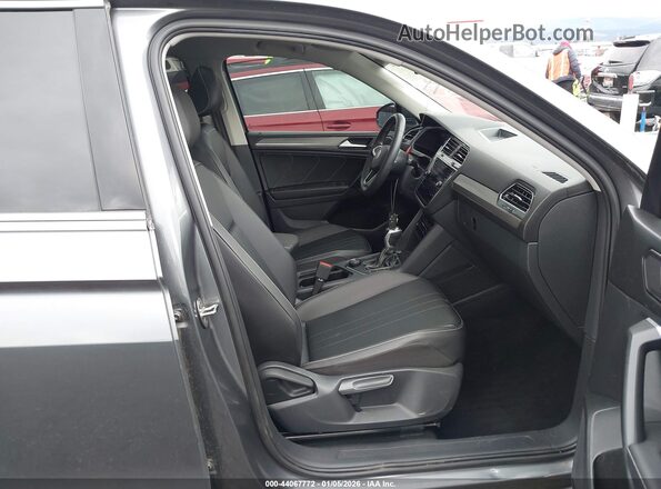 3VVMB7AX6PM003672 2023 VOLKSWAGEN TIGUAN Gray Սալոնի դիմացի տեսք