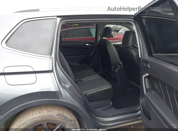 3VVMB7AX6PM003672 2023 VOLKSWAGEN TIGUAN Gray VIN կոդի պիտակի տեսք