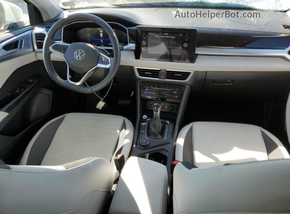 3VVVC7B2XSM014851 2025 VOLKSWAGEN TAOS Белый Вид панели приборов