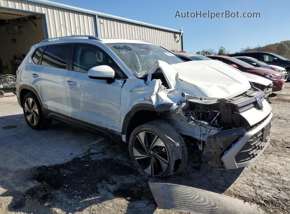 3VVVC7B2XSM014851 2025 VOLKSWAGEN TAOS Белый Передняя правая четверть