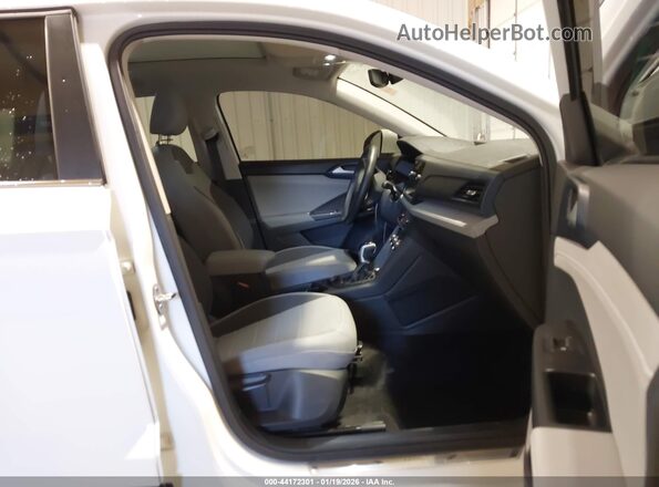 3VVVX7B26RM094454 2024 VOLKSWAGEN TAOS Белый Вид салона спереди