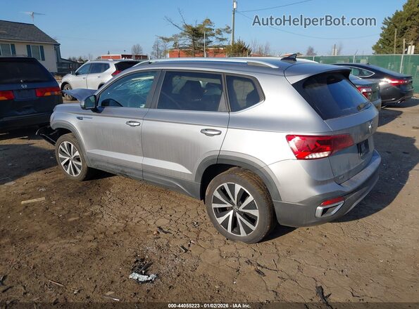 3VVYX7B27NM034643 2022 VOLKSWAGEN TAOS Серебряный Задняя левая четверть