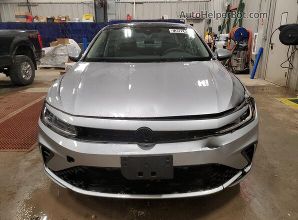 3VW7W7BUXTM019224 2026 VOLKSWAGEN JETTA Серебряный Панорамный вид салона 360°