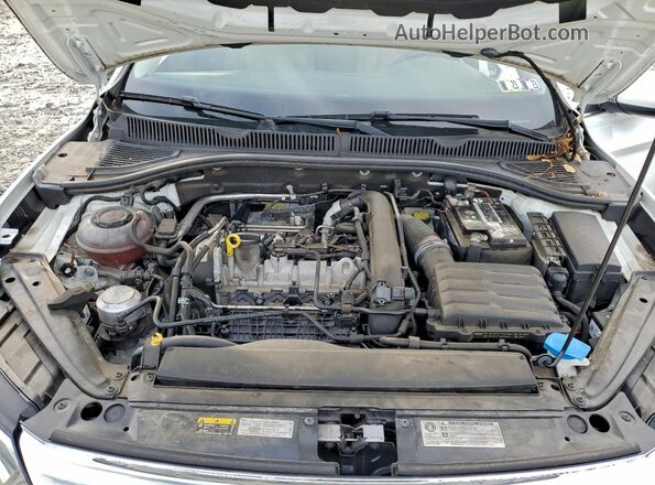 3VWCB7BU3LM021925 2020 VOLKSWAGEN JETTA White Սալոնի հետևի տեսք