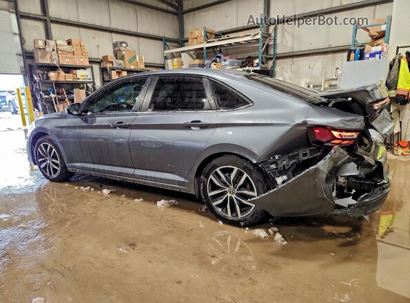 3VWEX7BU0SM046497 2025 VOLKSWAGEN JETTA Серый Задняя левая четверть