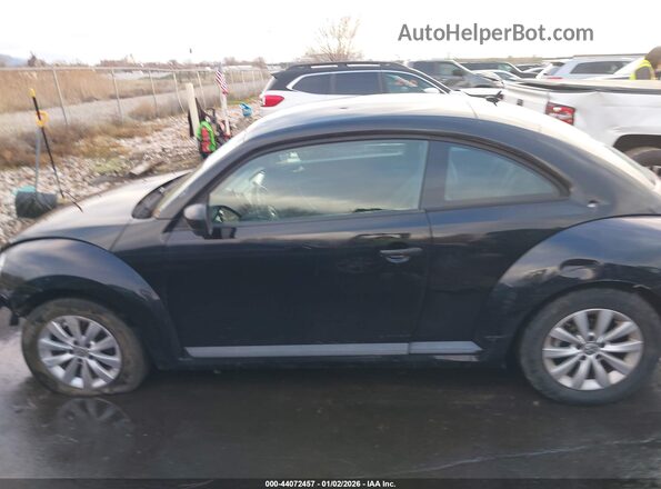 3VWF17AT9HM621137 2017 VOLKSWAGEN BEETLE Черный 