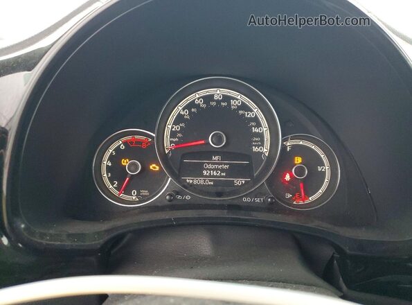 3VWF17ATXHM607392 2017 VOLKSWAGEN BEETLE White Instrument cluster view
