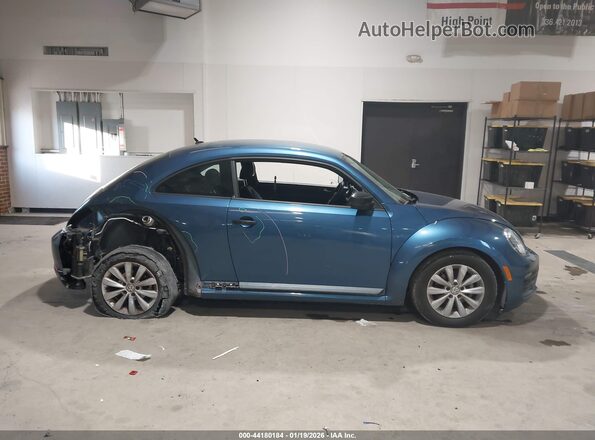3VWF17ATXHM610003 2017 VOLKSWAGEN BEETLE Синий Вид задней части салона