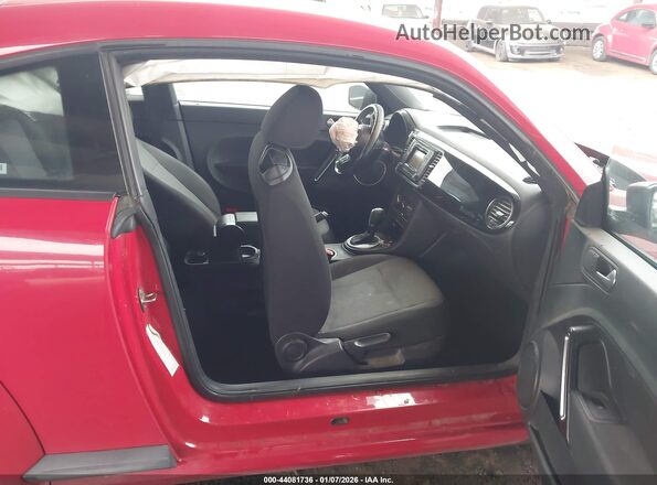 3VWFD7AT8JM721520 2018 VOLKSWAGEN BEETLE Red წინა სალონის ხედი