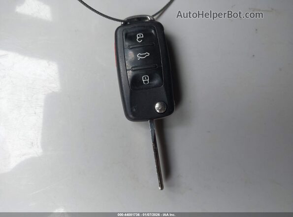 3VWFD7AT8JM721520 2018 VOLKSWAGEN BEETLE Red წინა პანელის ხედი
