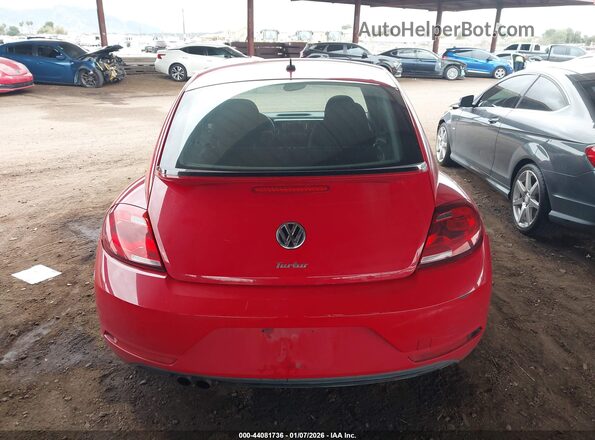 3VWFD7AT8JM721520 2018 VOLKSWAGEN BEETLE Red 