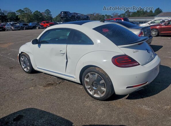 3VWJD7AT1JM714435 2018 VOLKSWAGEN BEETLE White Tył lewy