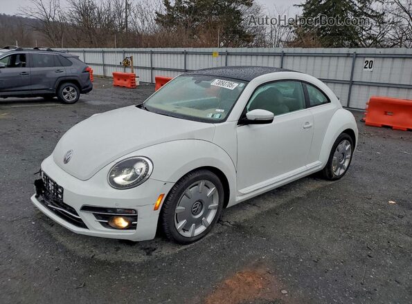 3VWJD7ATXJM728382 2018 VOLKSWAGEN BEETLE Белый Передняя левая четверть