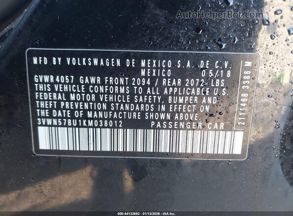 3VWN57BU1KM038012 2019 VOLKSWAGEN JETTA Черный Вид подкапотного пространства
