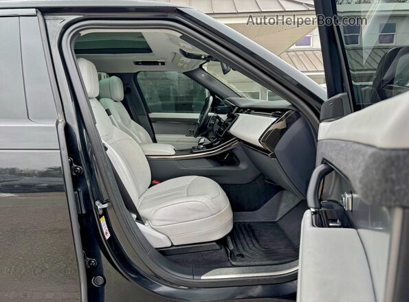 SAL1P9EU4PA135253 2023 LAND ROVER RANGE Черный Вид спереди