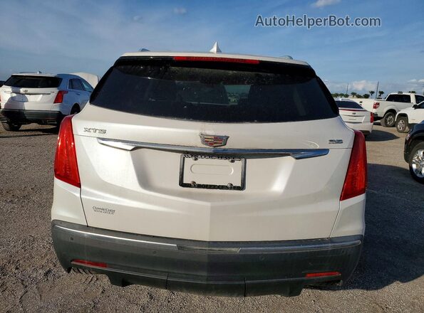 1GYKNCRS8JZ182473 2018 CADILLAC XT5 Белый Вид салона спереди