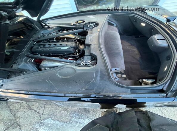 1G1YB2D45P5123840 2023 CHEVROLET CORVETTE Черный Вид салона спереди