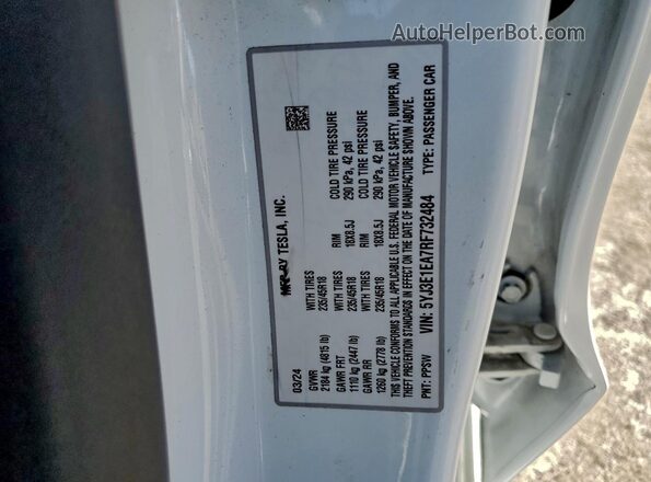 5YJ3E1EA7RF732484 2024 TESLA MODEL Белый Вид наклейки с VIN-кодом
