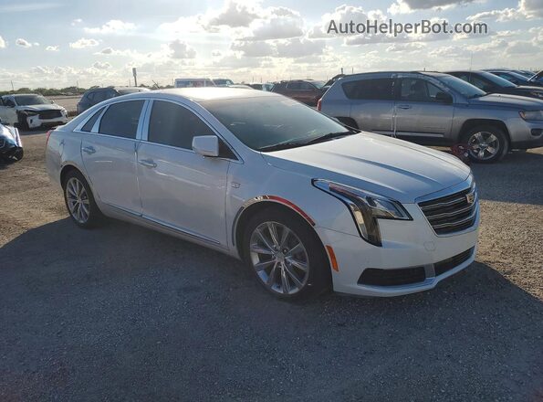 2G61L5S38J9175039 2018 CADILLAC XTS White Vista frontal