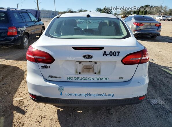 1FADP3F27JL324821 2018 FORD FOCUS Белый 
