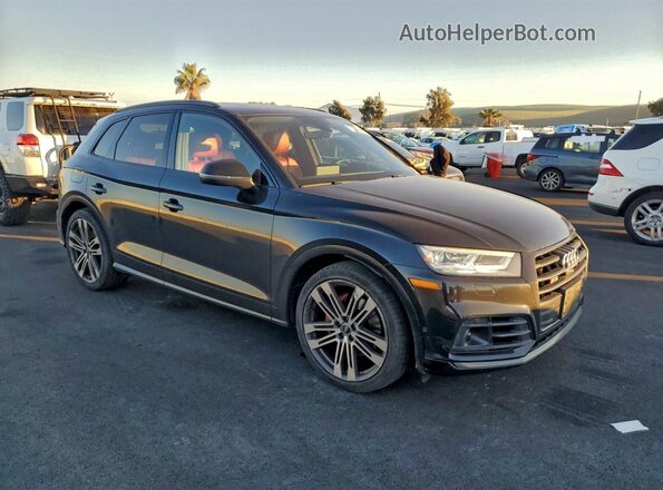 WA1C4AFY5K2064749 2019 AUDI SQ5 Черный Вид спереди