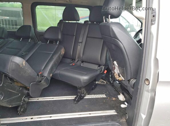 WD4PG2EE1G3132869 2016 MERCEDES-BENZ METRIS Серый Вид задней части салона