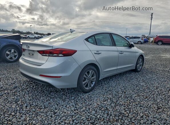 KMHD84LF4JU468742 2018 HYUNDAI ELANTRA Серебряный Передняя правая четверть