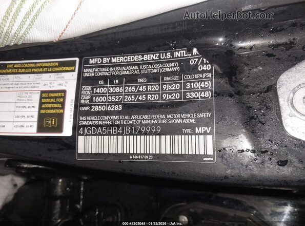 4JGDA5HB4JB179999 2018 MERCEDES-BENZ GLE 350 Black ძრავის განყოფილების ხედი