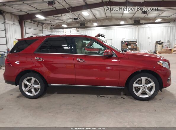 4JGDA5HB7JB155275 2018 MERCEDES-BENZ GLE 350 Красный Панорамный вид салона 360°