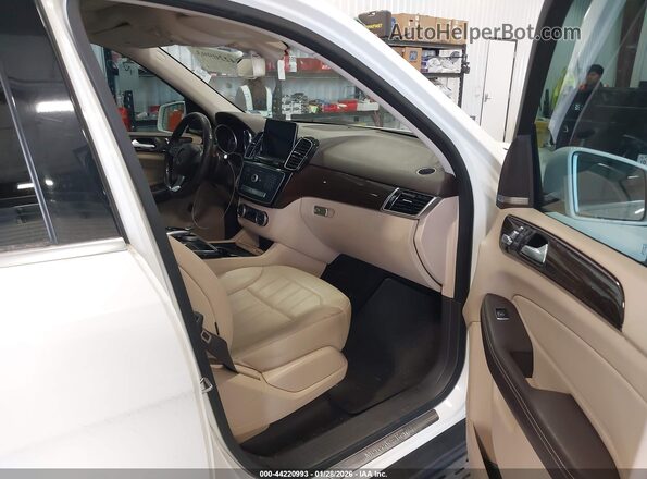 4JGDA5JB2JB165898 2018 MERCEDES-BENZ GLE 350 Белый Вид салона спереди
