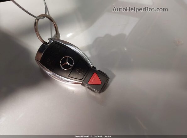 4JGDA5JB2JB165898 2018 MERCEDES-BENZ GLE 350 Белый Вид панели приборов