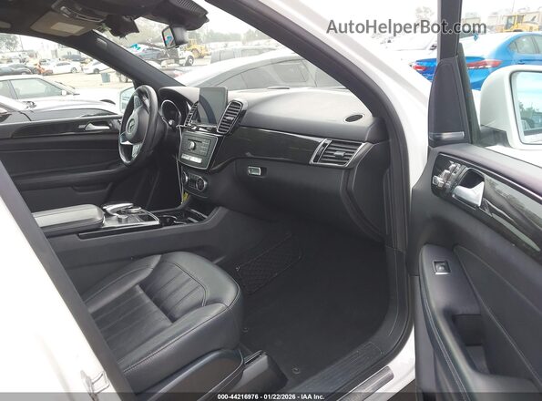 4JGDA5JB8JB134347 2018 MERCEDES-BENZ GLE 350 Белый Вид салона спереди