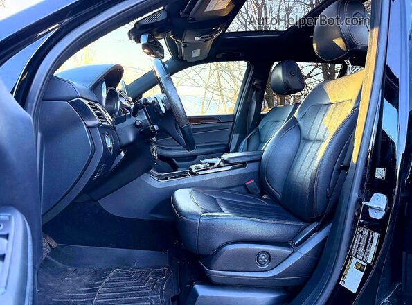 4JGDF6EE3JB038671 2018 MERCEDES-BENZ GLS Black Widok z tyłu