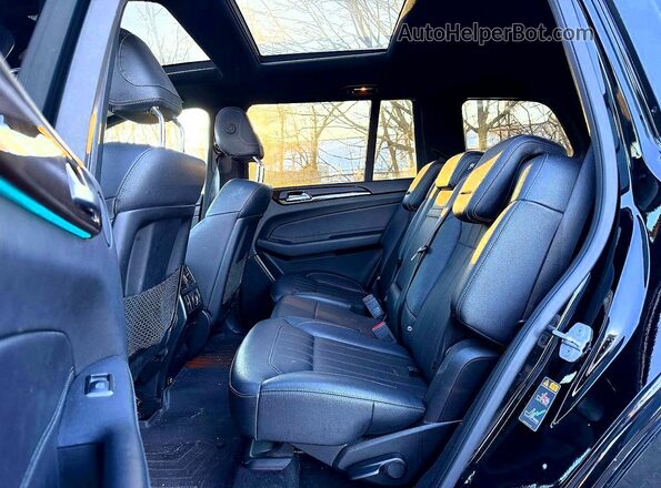 4JGDF6EE3JB038671 2018 MERCEDES-BENZ GLS Black Widok wnętrza z przodu