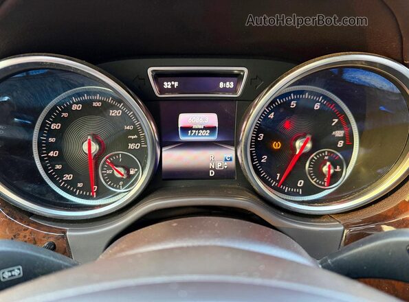 4JGDF6EE3KB183212 2019 MERCEDES-BENZ GLS Белый Вид щитка приборов