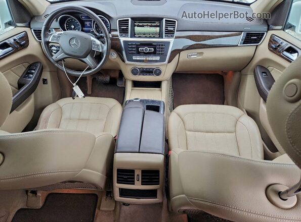 4JGDF6EE8GA633756 2016 MERCEDES-BENZ GL-CLASS Белый Вид панели приборов