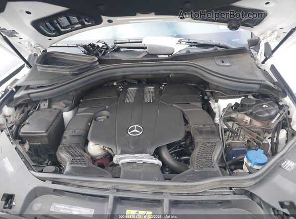 4JGDF6EE8KB223185 2019 MERCEDES-BENZ GLS 450 White Widok z tyłu