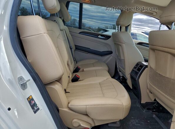 4JGDF6EE9JB017758 2018 MERCEDES-BENZ GLS White Widok wnętrza z tyłu