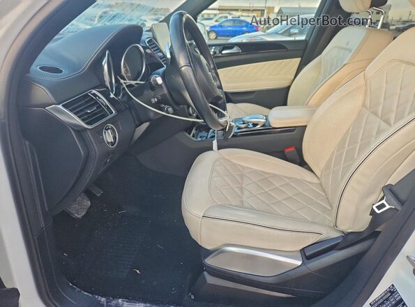 4JGDF7DE6KB188380 2019 MERCEDES-BENZ GLS Белый Вид салона спереди