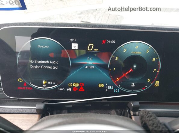 4JGFB4KB6NA823667 2022 MERCEDES-BENZ GLE 350 Silver Widok tylnych siedzeń