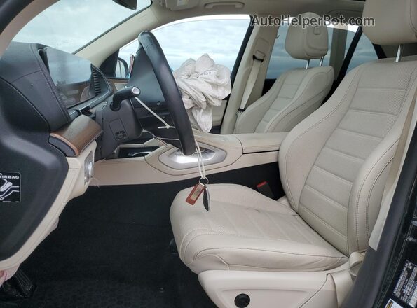 4JGFB5KB8RB165923 2024 MERCEDES-BENZ GLE Green Widok wnętrza z przodu