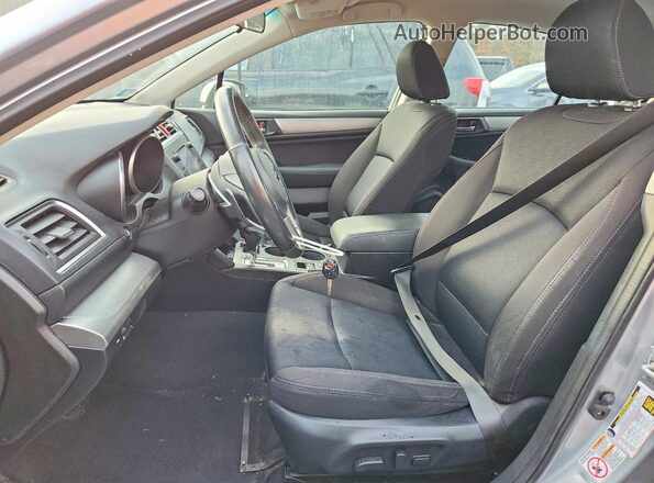 4S3BNAC63H3059263 2017 SUBARU LEGACY Серебряный Вид салона спереди