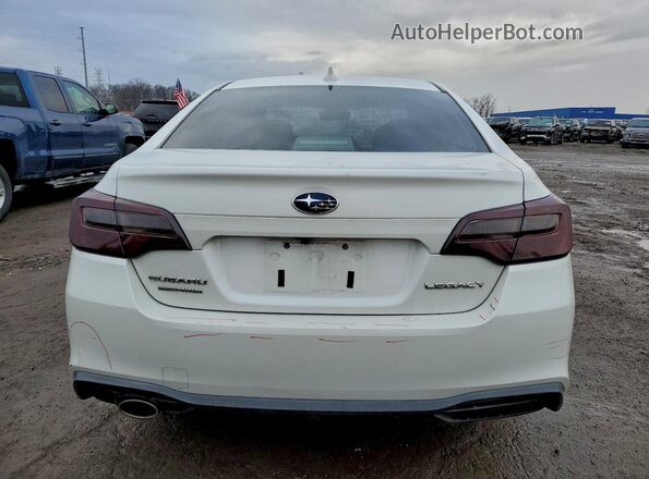 4S3BNAC68J3003017 2018 SUBARU LEGACY Белый Вид сзади