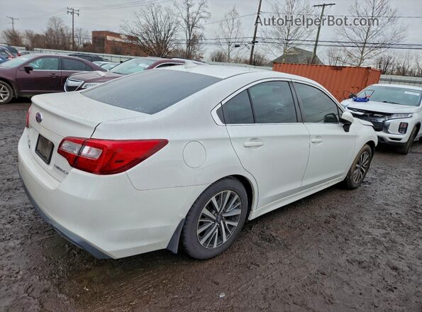 4S3BNAF69K3026836 2019 SUBARU LEGACY Белый Задняя правая четверть