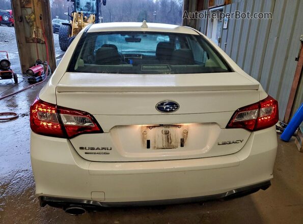 4S3BNAR6XK3035346 2019 SUBARU LEGACY Белый Вид сзади